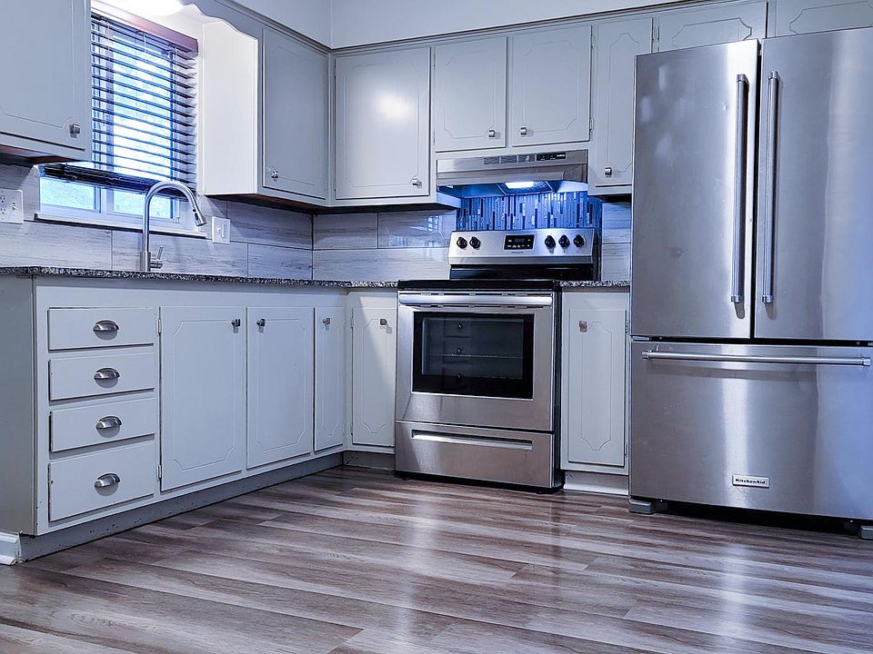 Granite kitchen with premium appliances.