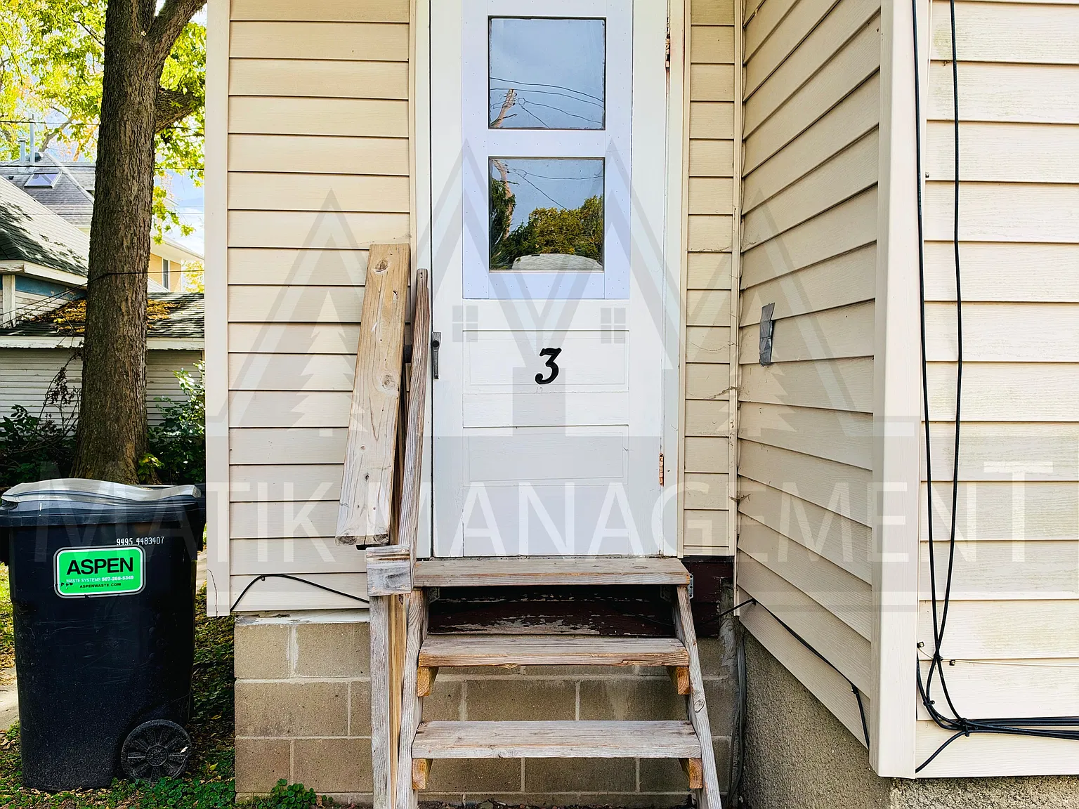 Studio, $888 — Photo 2