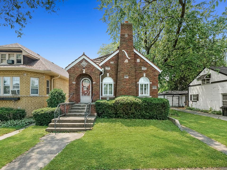1st image of 5913 Capulina Ave