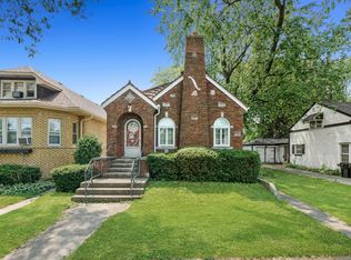 5913 Capulina Ave, Morton Grove, IL