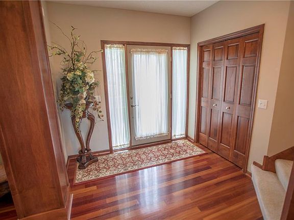 4th image of 2208 White Pine Ct