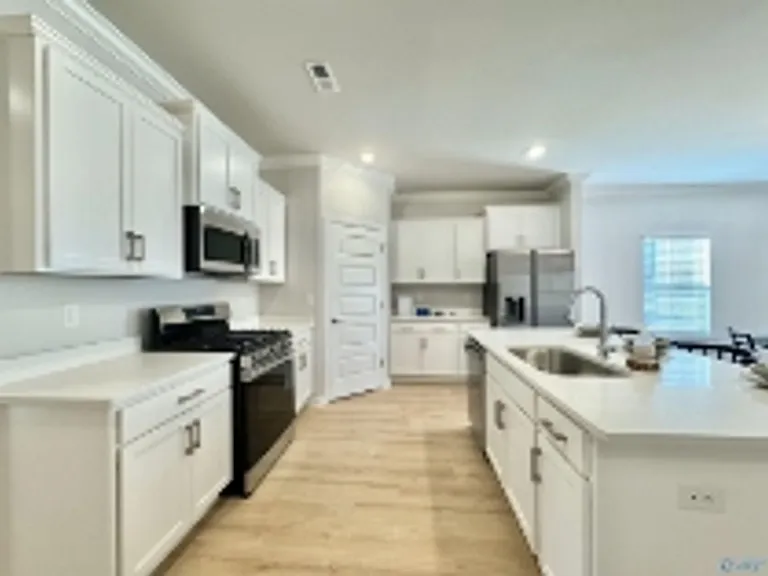 112 Willow Rose Ln — Photo 6