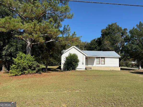 1100 Creekwood Dr, Perry, GA 31069