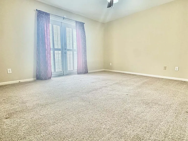 2413 Potomac Dr #D — Photo 20