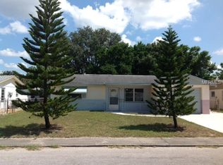 1146 Viking Dr, Holiday, FL 34691