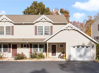 24 Fountain Dr, Westerly, RI 02891