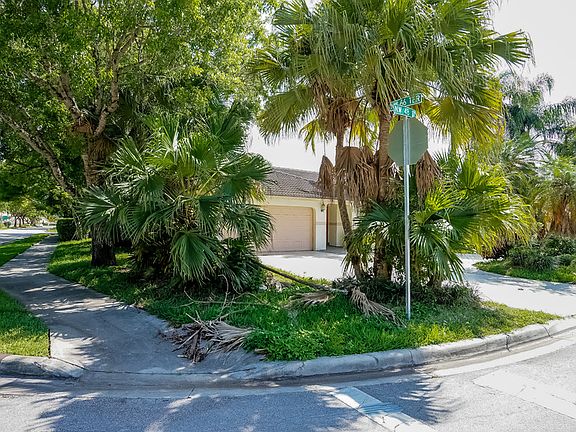 4th image of 6602 NW 48th St