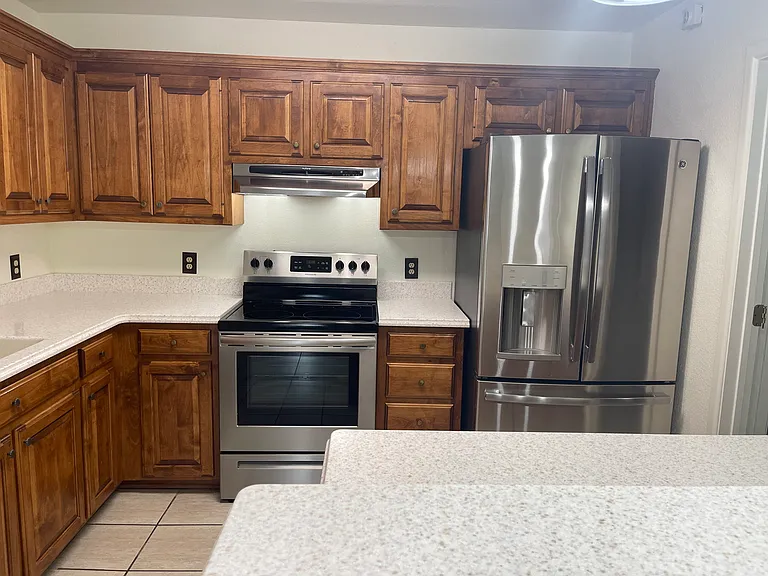 1618 Marquis Ln — Photo 8