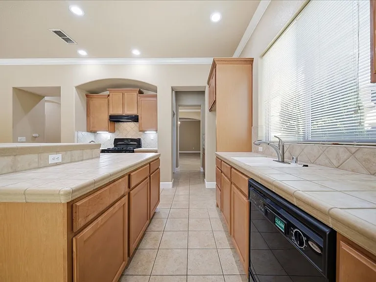4319 Cadee Ct — Photo 16