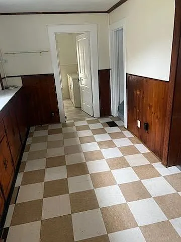 2 bed, 100 sqft, $1,200 — Photo 3