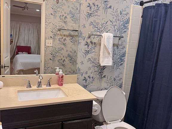 5th image of 7264 Regency Square Ct
