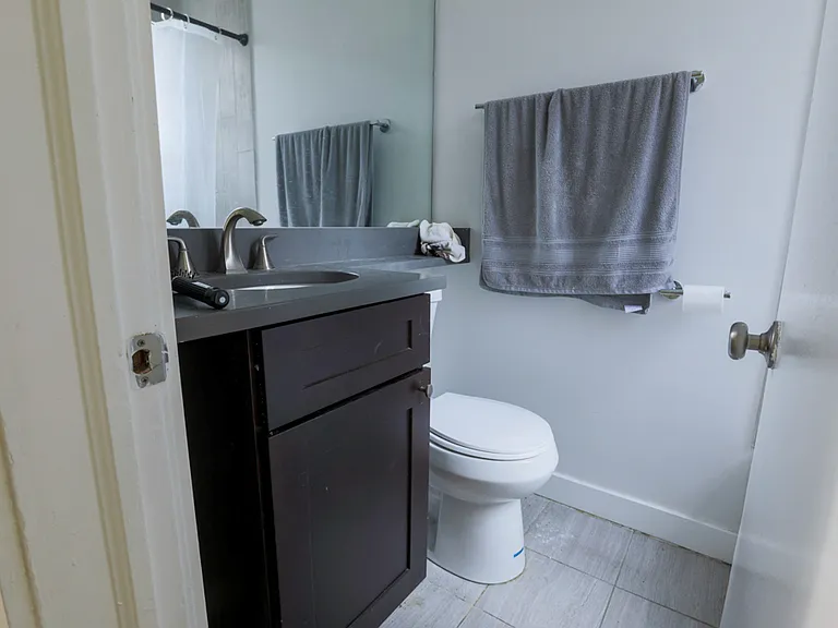 511 W Belmont Ave #23 — Photo 11
