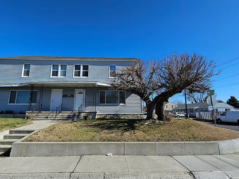 1500 Thayer Dr — Photo 29