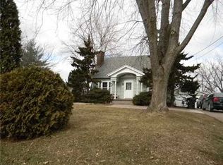 1804 W Benton St, Iowa City, IA 52246