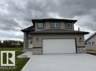 4215 55th Ave, Lamont, AB T0B2R0