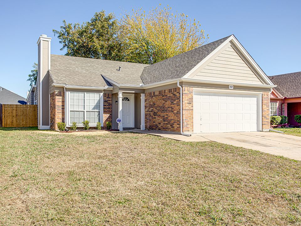 1st image of 507 Kalmia Dr