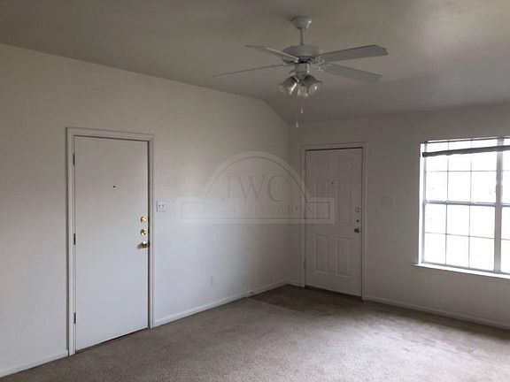 2nd image of 1629 Yuma Trl APT A