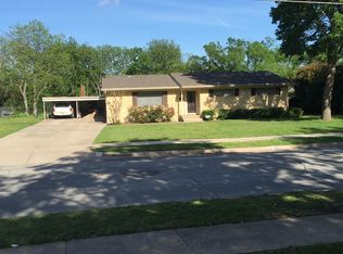 704 W Shore Dr, Richardson, TX 75080
