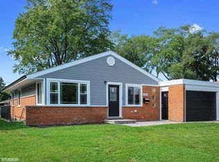 9356 Shermer Rd, Morton Grove, IL 60053