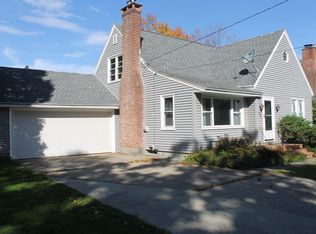 26 Roselyn Dr, Pittsfield, MA 01201