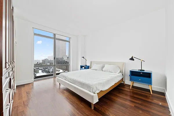 Rented by Keller Williams NYC | media 13