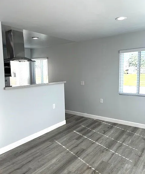 1535 Marine Ave — Photo 6
