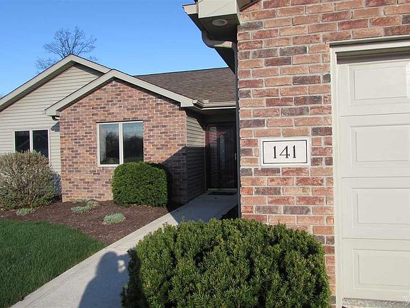2nd image of 141 N Lexington Dr