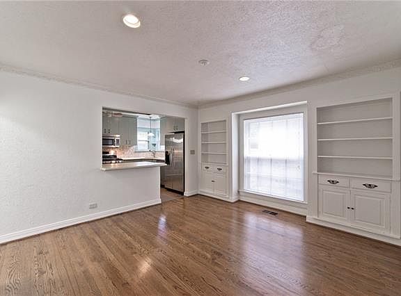 5th image of 4116 Druid Ln