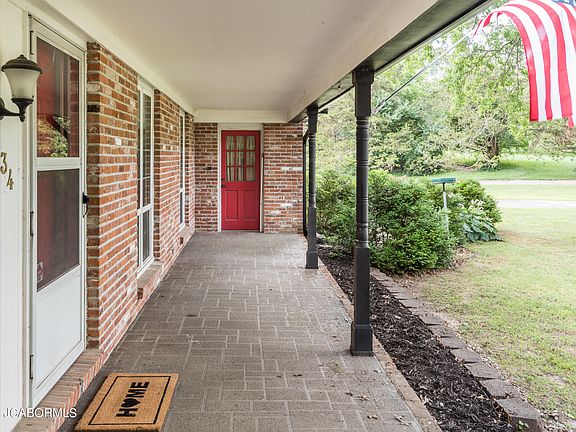 2nd image of 434 Valley View Ct