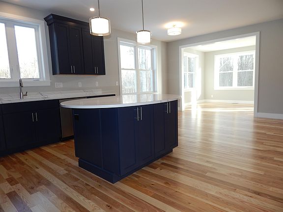 4th image of 4 Club House Drive #28