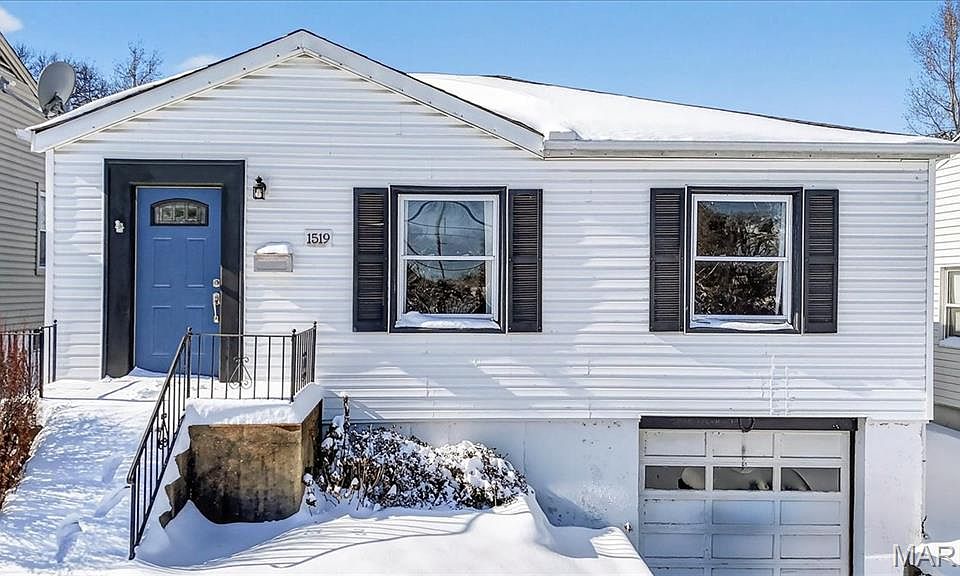1st image of 1519 Sanford Ave