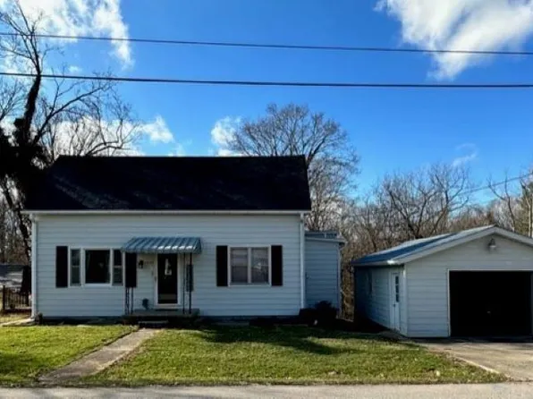 1424 Trogdon Ln, Bedford, IN 47421