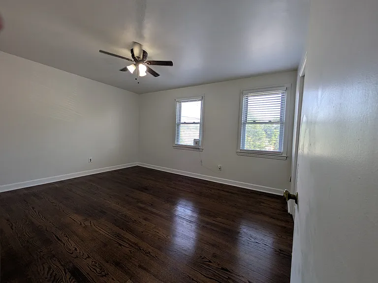 2322 Jameson St — Photo 10