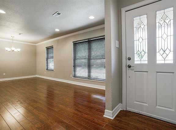 3rd image of 3426 Golden Dale Dr