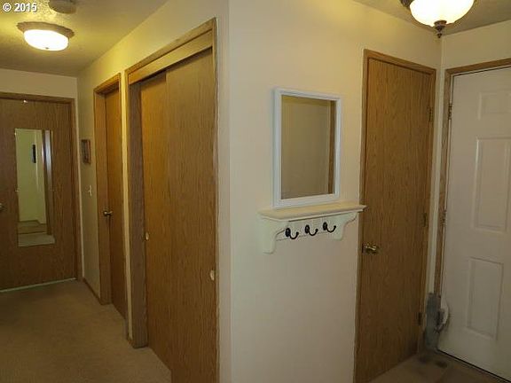3rd image of 1504 NE 72nd St #B