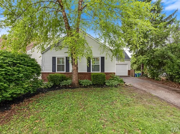 9722 Mueck Ter, Saint Louis, MO 63119