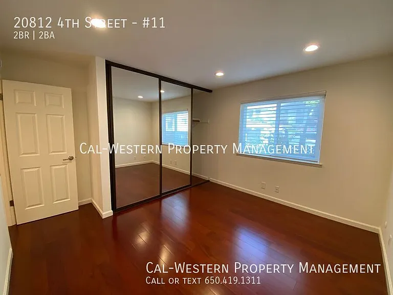 20812 4th St #11 — Photo 14
