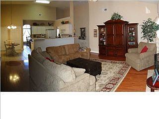 4th image of 605 White Stone Way
