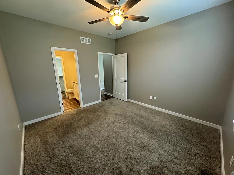1529 W Cobblestone Ct — Photo 15