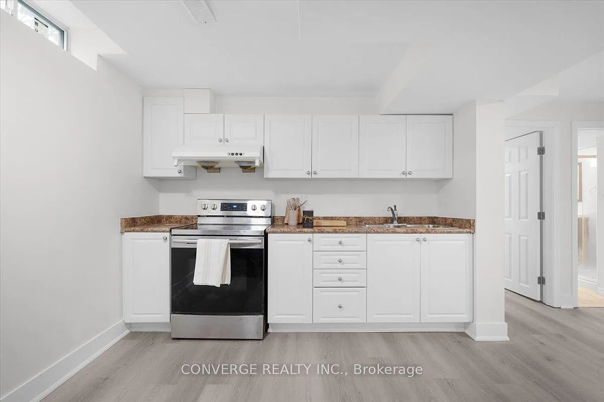 2 bed, $1,800 — Photo 2