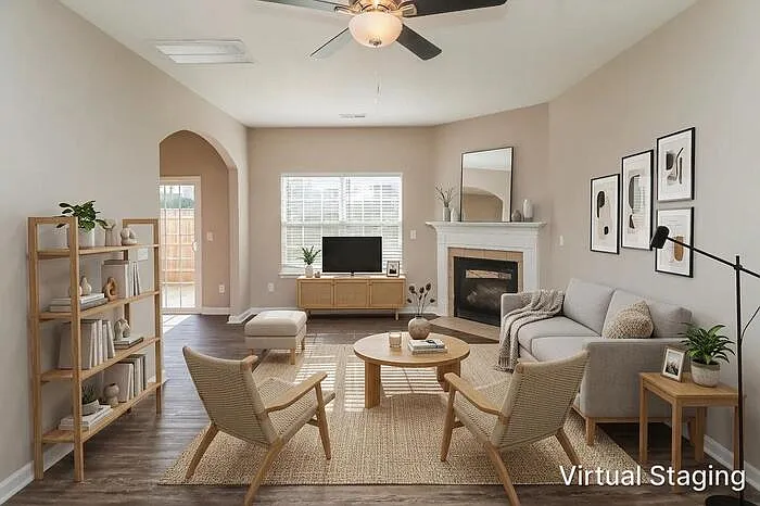 4 bed, 2.5 bath, 1891 sqft, $2,245 — Photo 3