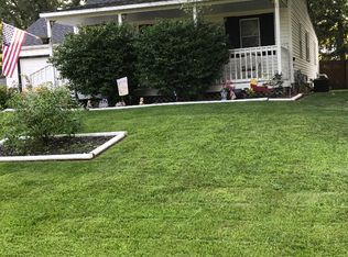 239 Belmore Dr, North Syracuse, NY 13212