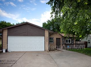 306 S Maple Ln, Wichita, KS 67209