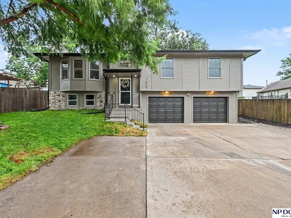 7605 S 134th St, Omaha, NE 68138