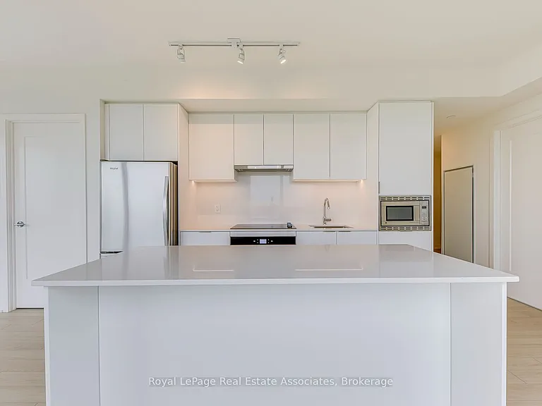 3079 Trafalgar Rd #903 — Photo 13