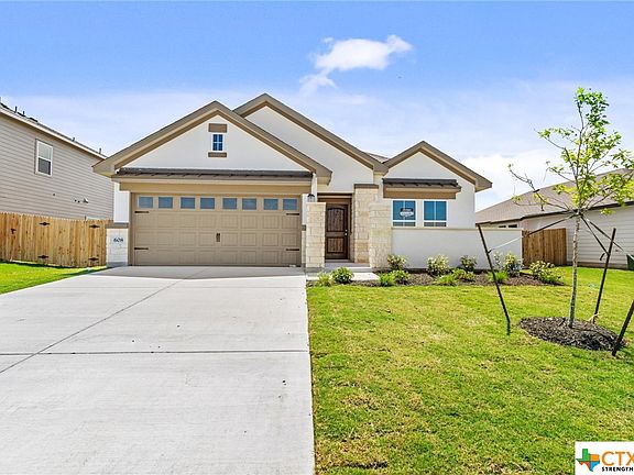2nd image of 608 Waylon Cir