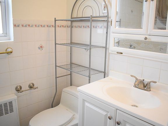 3rd image of 26-67 30th St #C
