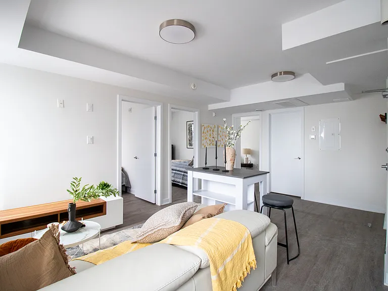 994 Bronson Ave #PRIVATE ROOM WITH PR — Photo 12