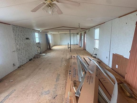 3rd image of 7833 Courthouse Rd