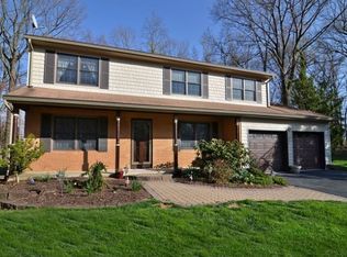 27 Camelot Dr, Budd Lake, NJ 07828